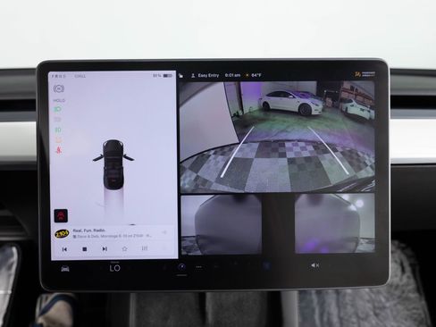 Used 2022 Tesla Model Y Long Range image 38