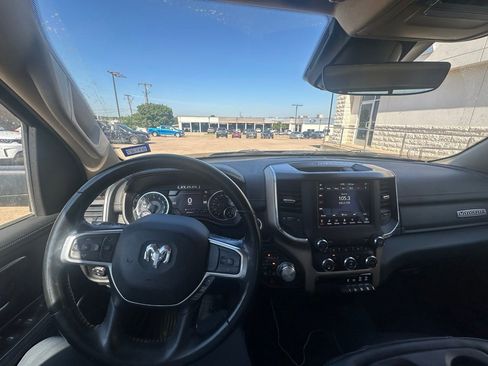 Used 2021 RAM 1500 Laramie AWD/4WD image 16