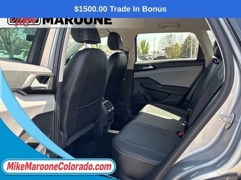 Used 2022 Volkswagen Taos SE AWD/4WD image 13