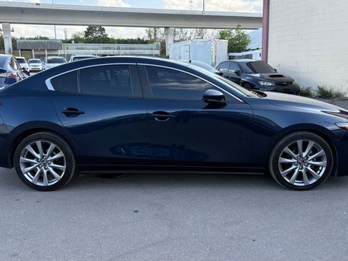 Used 2021 MAZDA MAZDA3 s image 2