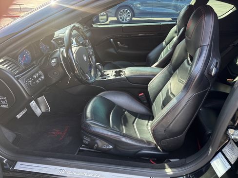 Used 2014 Maserati GranTurismo MC image 9