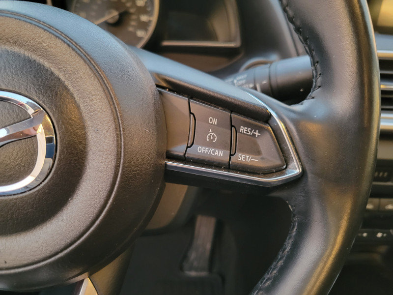 Used 2018 MAZDA MAZDA3 Touring FWD image 37