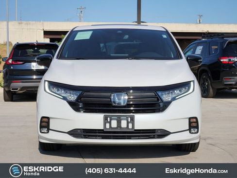 Used 2024 Honda Odyssey Sport image 2
