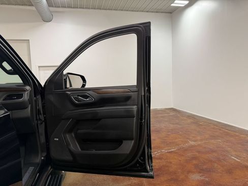 Used 2023 Chevrolet Tahoe High Country AWD/4WD image 60