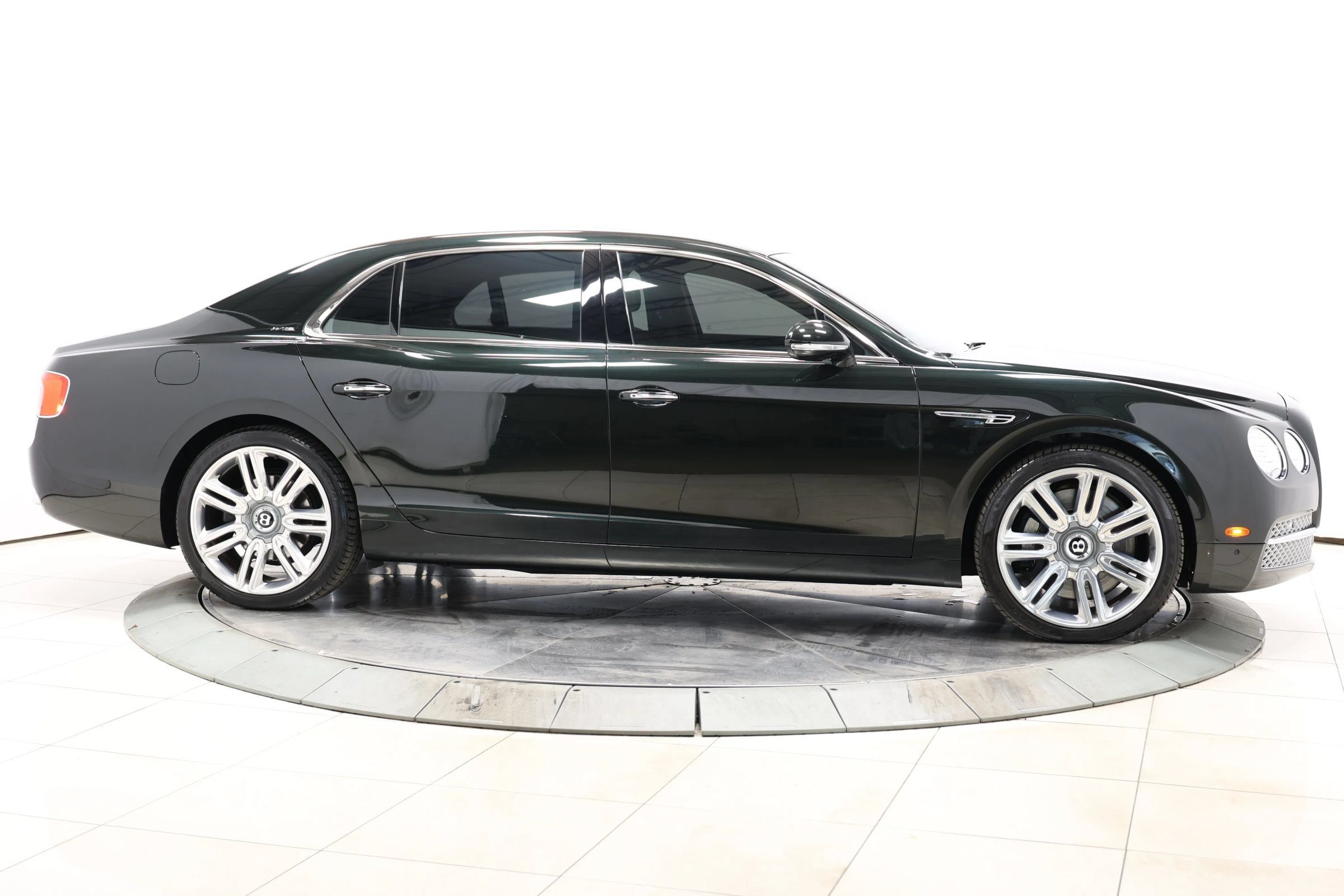 Used 2016 Bentley Flying Spur W12 AWD/4WD image 64