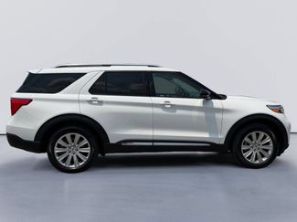 Used 2021 Ford Explorer Limited w/ Equipment Group 301A AWD/4WD video 2