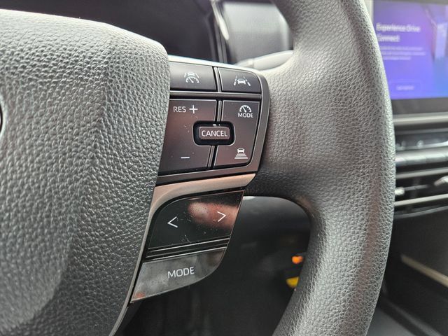 Used 2025 Toyota Camry LE FWD image 36
