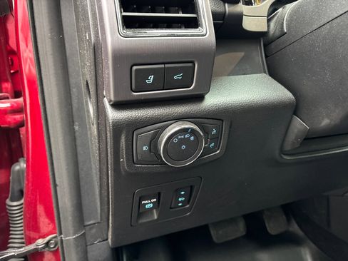 Used 2018 Ford Expedition Max Platinum image 14