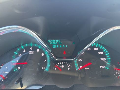 Used 2016 Chevrolet Traverse LT image 46
