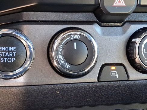 Used 2020 Toyota Tacoma TRD Sport image 23