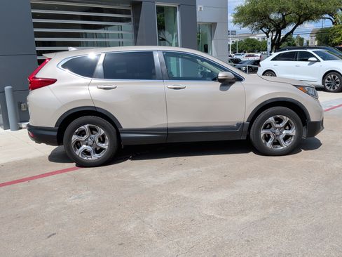Used 2018 Honda CR-V EX image 11