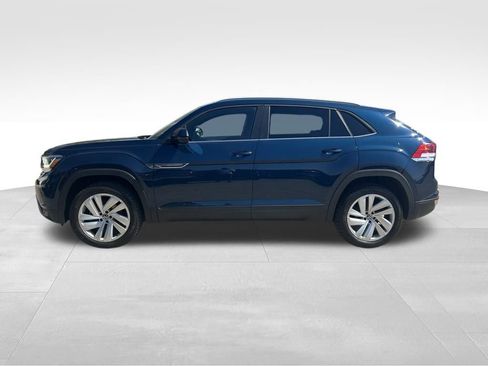 Used 2020 Volkswagen Atlas Cross Sport SE w/ Towing Package image 2
