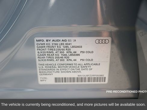 Used 2024 Audi Q4 e-tron Premium Plus w/ Premium Plus image 35