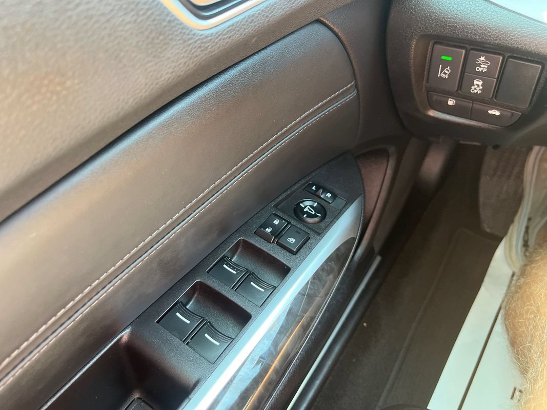 Used 2019 Acura TLX w/ Technology Package FWD image 18