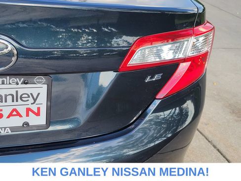 Used 2014 Toyota Camry LE FWD image 15