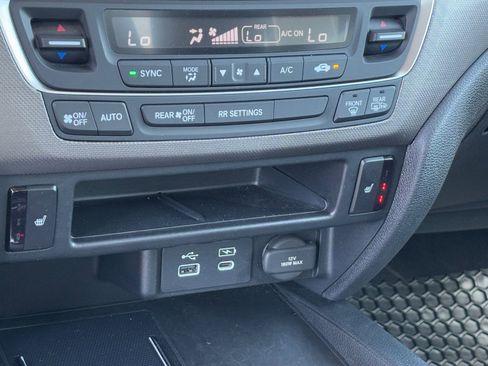 Used 2025 Honda Ridgeline RTL image 26