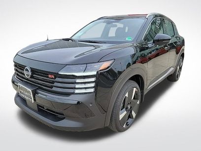 New 2025 Nissan Kicks SR w/ SR Premium Package