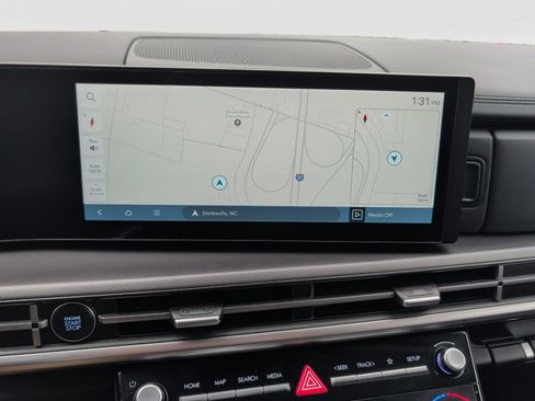 Used 2024 Hyundai Santa Fe XRT image 17