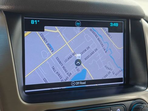 Used 2017 GMC Yukon Denali w/ Open Road Package AWD/4WD image 6