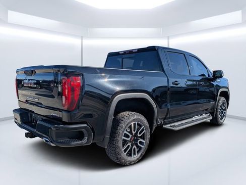 Used 2023 GMC Sierra 1500 AT4 w/ AT4 Premium Package image 3