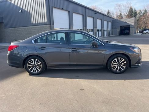 Used 2019 Subaru Legacy 2.5i w/ Alloy Wheel Package image 4