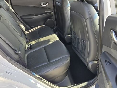 Certified 2022 Hyundai Kona Limited w/ Cargo Package image 15