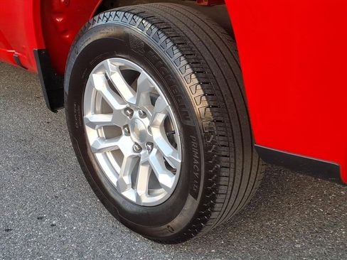 Used 2023 Chevrolet Silverado 1500 LT image 11