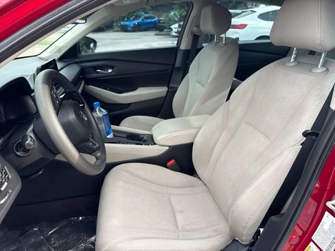 Used 2023 Honda Accord EX image 12