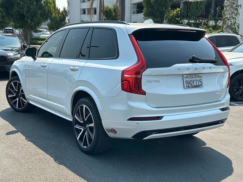 Certified 2023 Volvo XC90 T8 Plus image 6