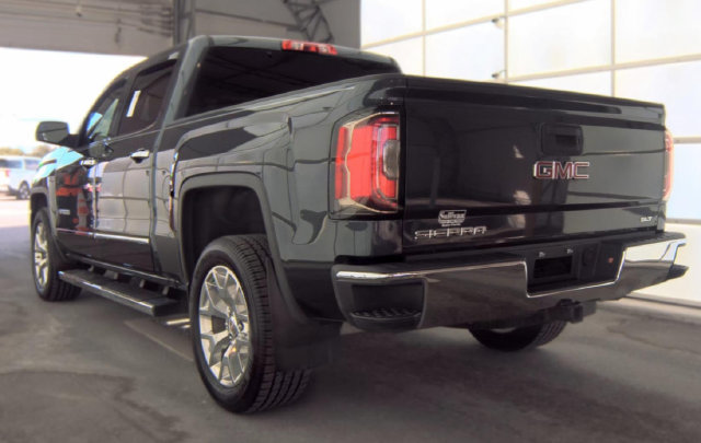 Used 2018 GMC Sierra 1500 SLT w/ SLT Premium Package RWD image 5