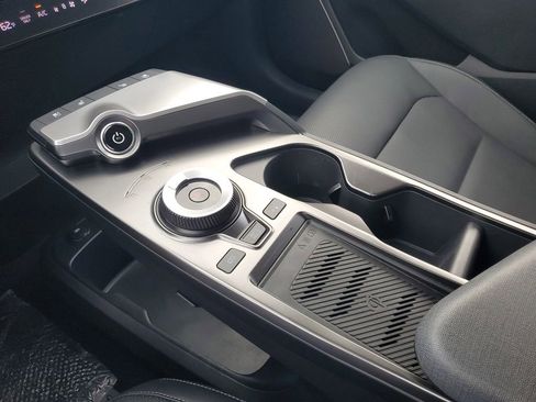 Used 2022 Kia EV6 Wind image 20