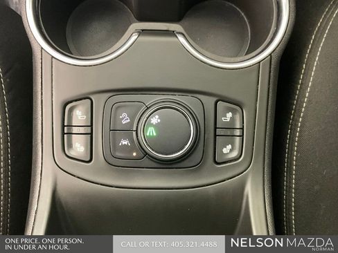 Used 2022 GMC Terrain SLE w/ Driver Convenience Package FWD image 29