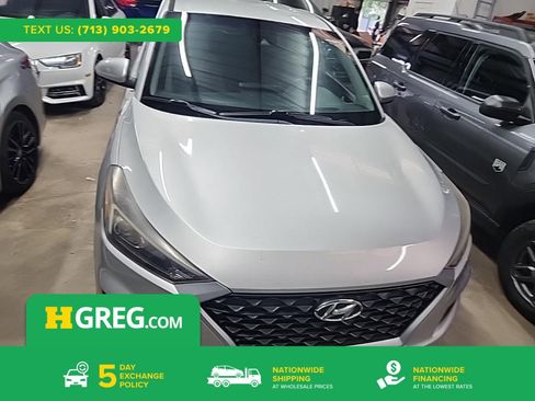 Used 2019 Hyundai Tucson SE image 1