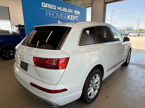 Used 2019 Audi Q7 2.0T Premium w/ Convenience Package AWD/4WD image 2