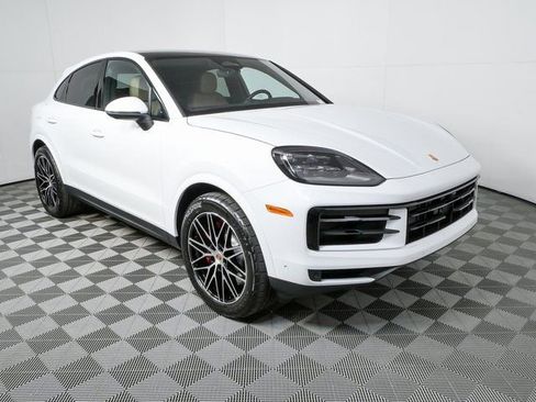 New 2026 Porsche Cayenne S image 27