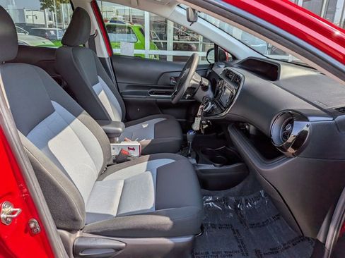 Used 2019 Toyota Prius C w/ Carpet Mat Package FWD image 19