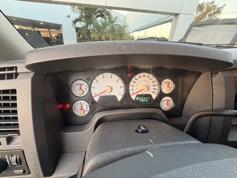 Used 2006 Dodge Ram 1500 Truck SLT image 13