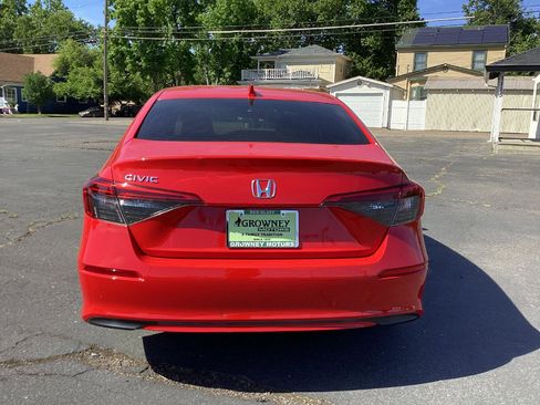 Used 2022 Honda Civic LX image 8