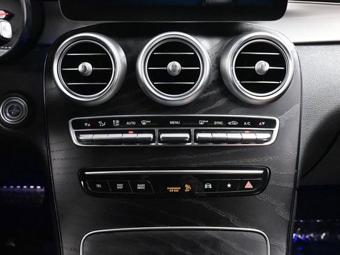 Used 2022 Mercedes-Benz GLC 300 4MATIC Coupe image 37