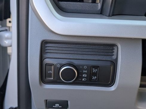 New 2026 Ford F250 XL w/ 360-Degree Camera Package RWD image 15