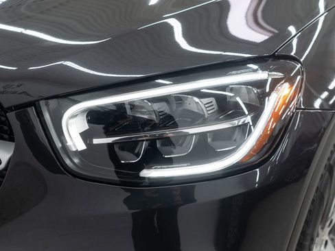 Used 2023 Mercedes-Benz GLC 300 4MATIC Coupe image 40