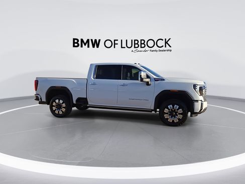 Used 2024 GMC Sierra 2500 Denali w/ Technology Package image 9