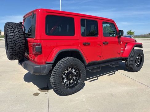 Used 2024 Jeep Wrangler Unlimited Sahara AWD/4WD image 27