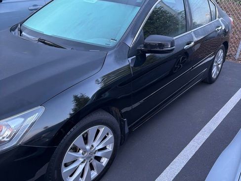Used 2014 Honda Accord EX image 2