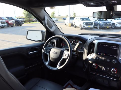 Used 2021 Chevrolet Silverado 1500 RST w/ All Star Edition Plus AWD/4WD image 9