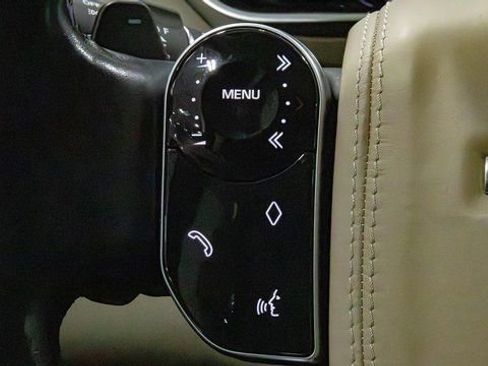 Used 2021 Land Rover Range Rover Westminster Edition image 8