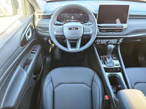 New 2026 Jeep Compass Limited image 9