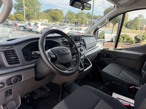 Used 2025 Ford Transit 250 Low Roof w/ Exterior Upgrade Package RWD image 10
