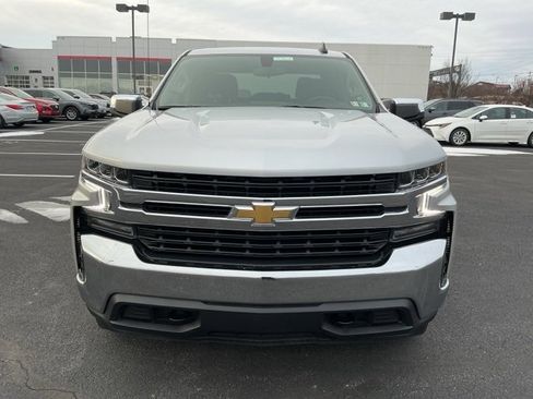 Used 2022 Chevrolet Silverado 1500 LT image 2