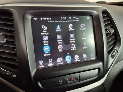 Used 2018 Jeep Cherokee Trailhawk w/ Quick Order Package 27L image 20